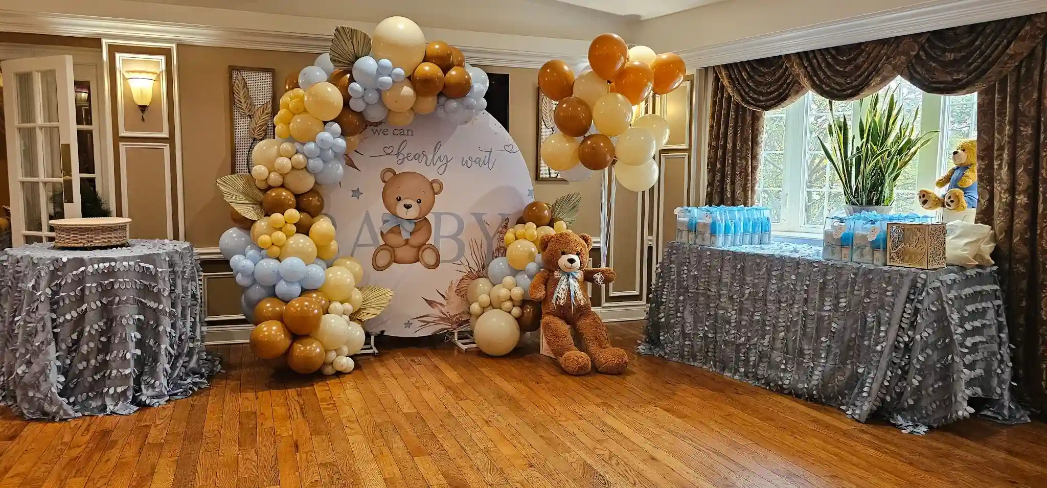 Backdrops & Displays